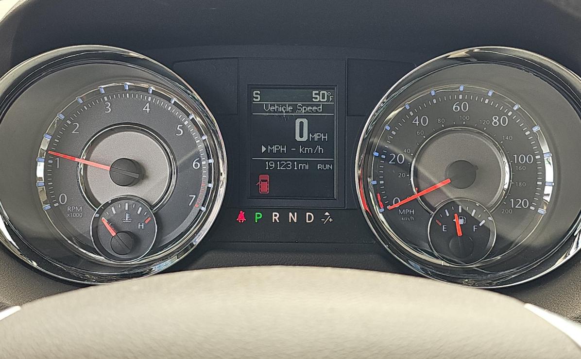 Chrysler Town & Country  2012