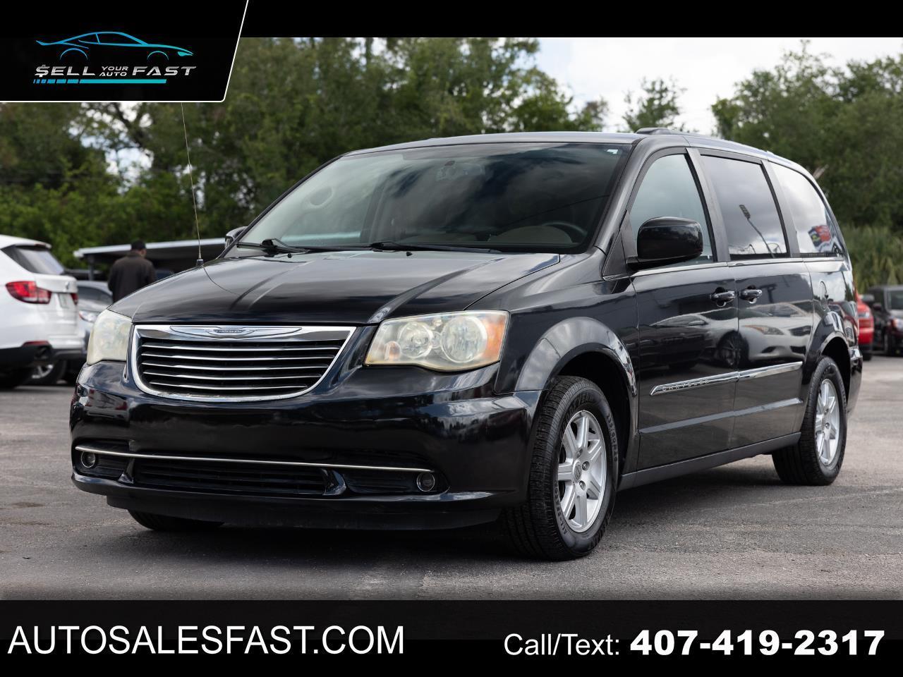 Chrysler Town & Country  2012