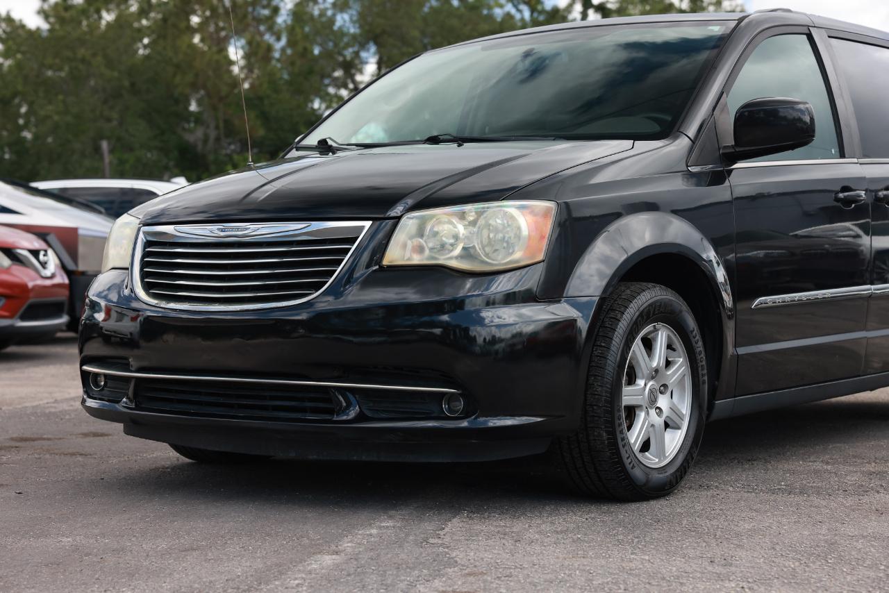Chrysler Town & Country  2012