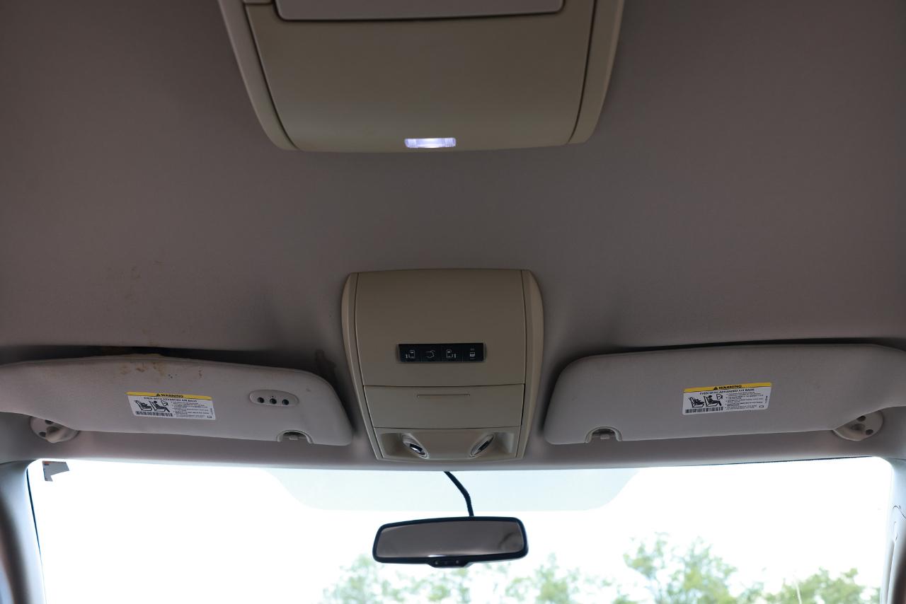 Chrysler Town & Country  2012