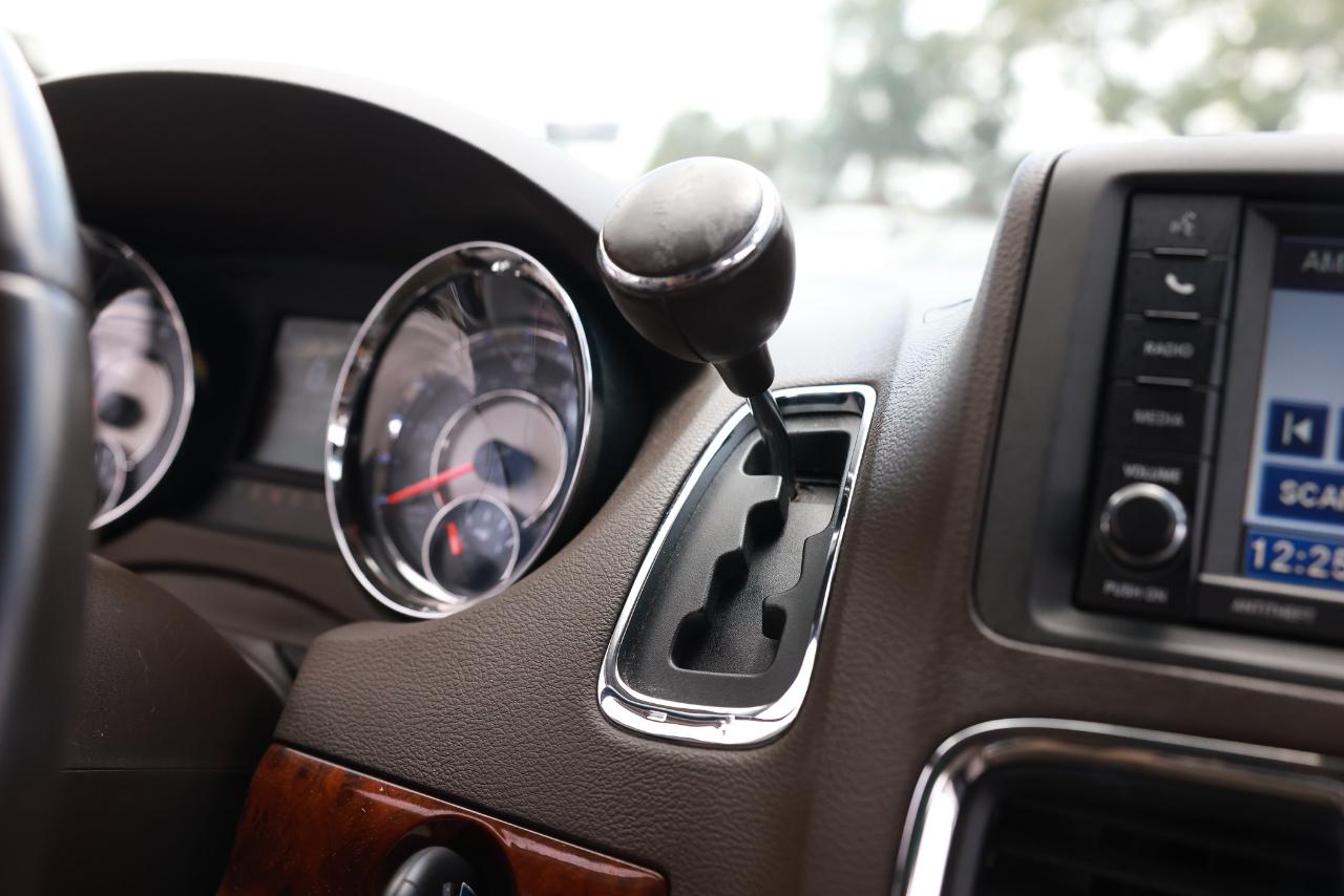 Chrysler Town & Country  2012