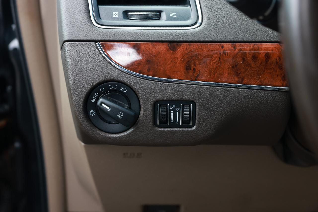 Chrysler Town & Country  2012
