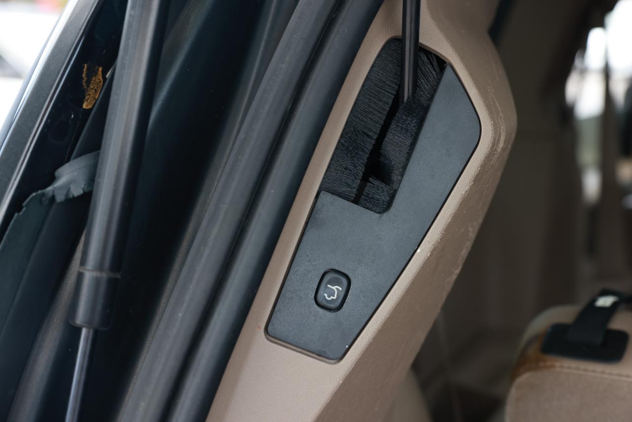 Chrysler Town & Country  2012