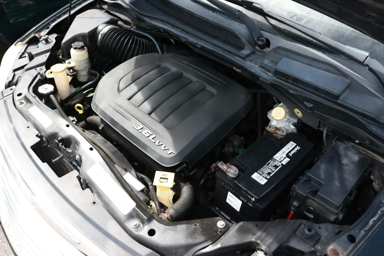Chrysler Town & Country  2012