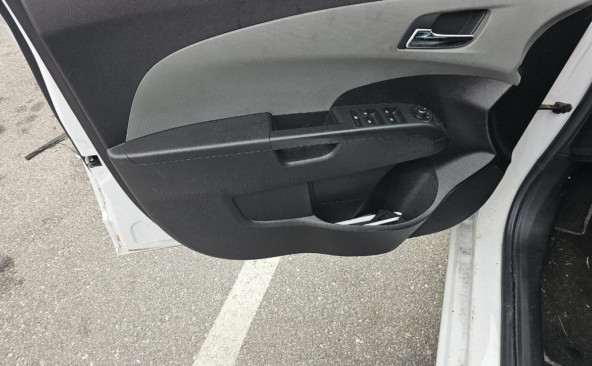 Chevrolet Sonic  2012