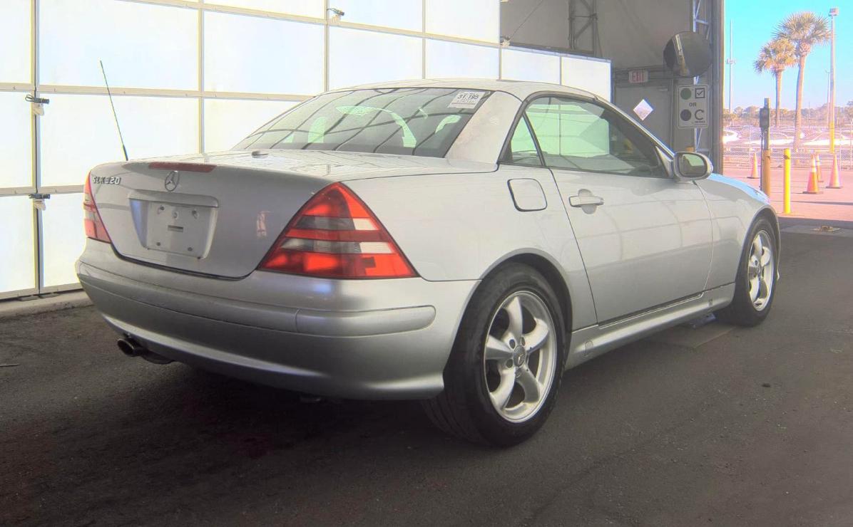 Mercedes-Benz SLK-Class  2001