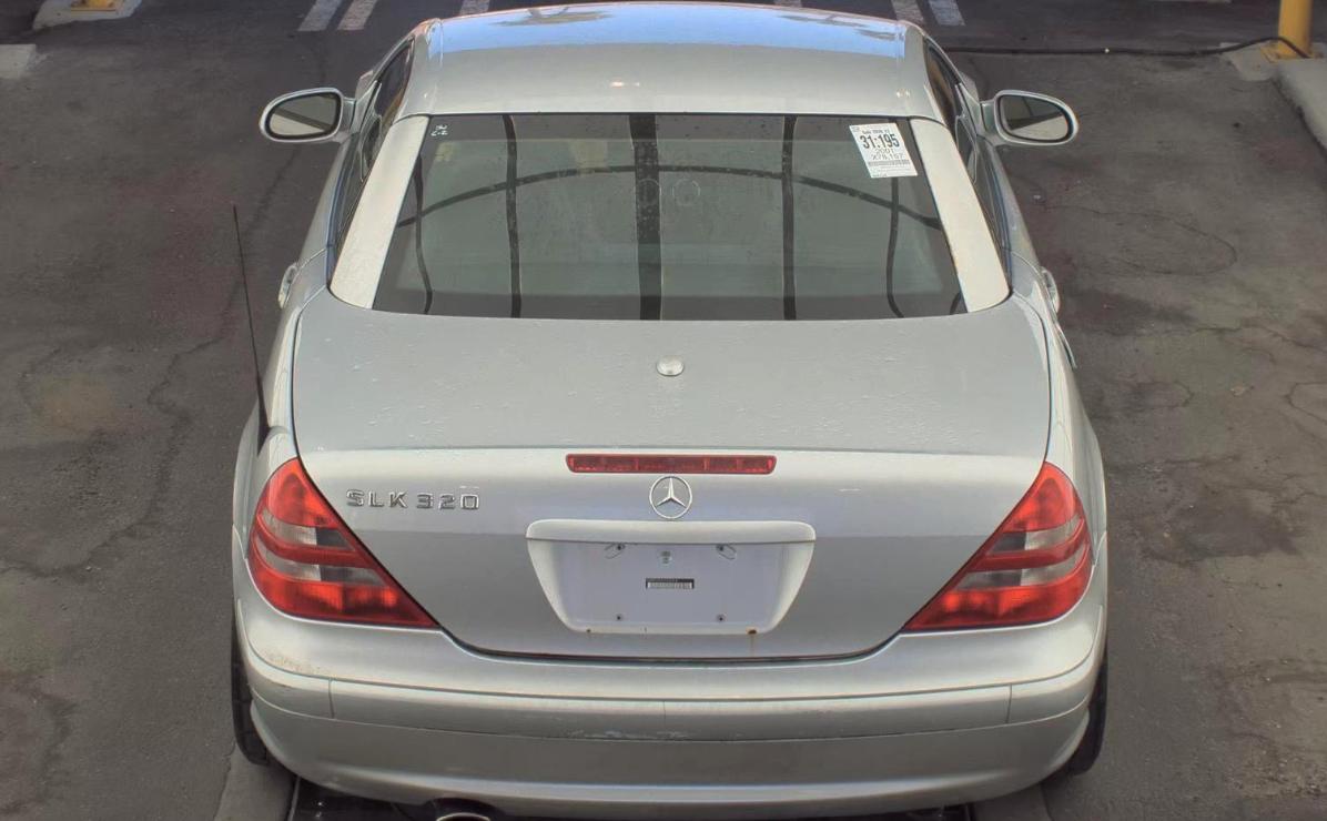 Mercedes-Benz SLK-Class  2001