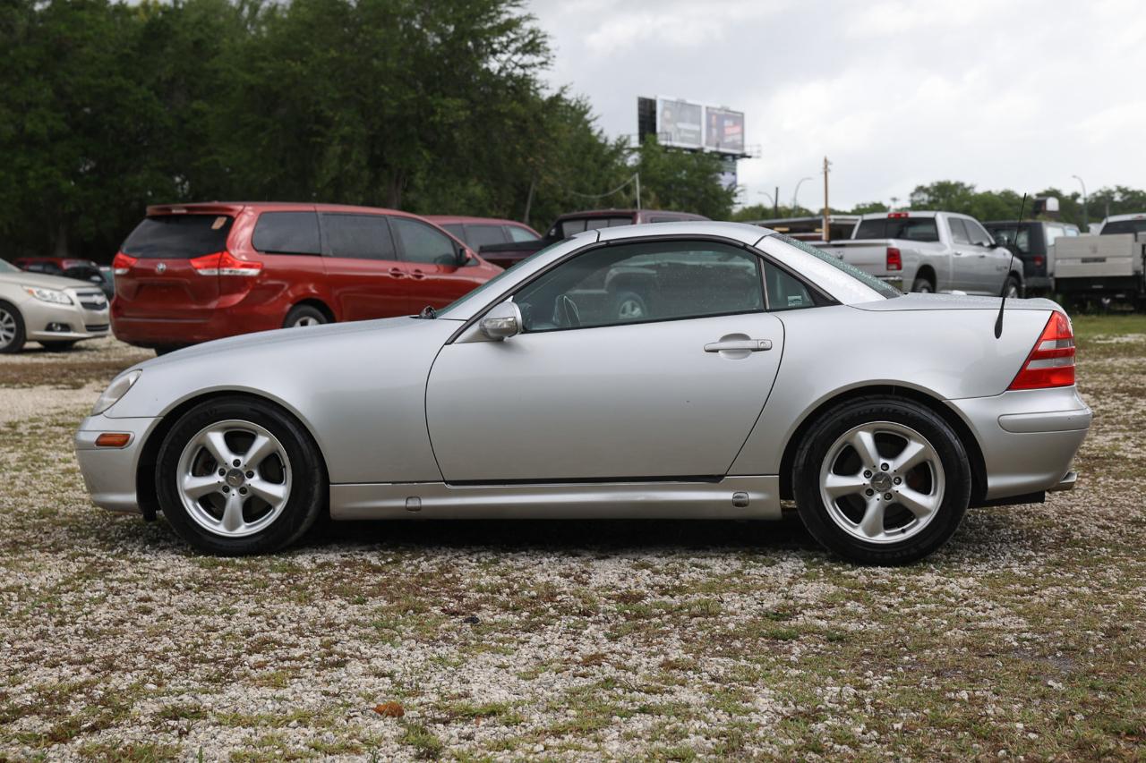 Mercedes-Benz SLK-Class  2001