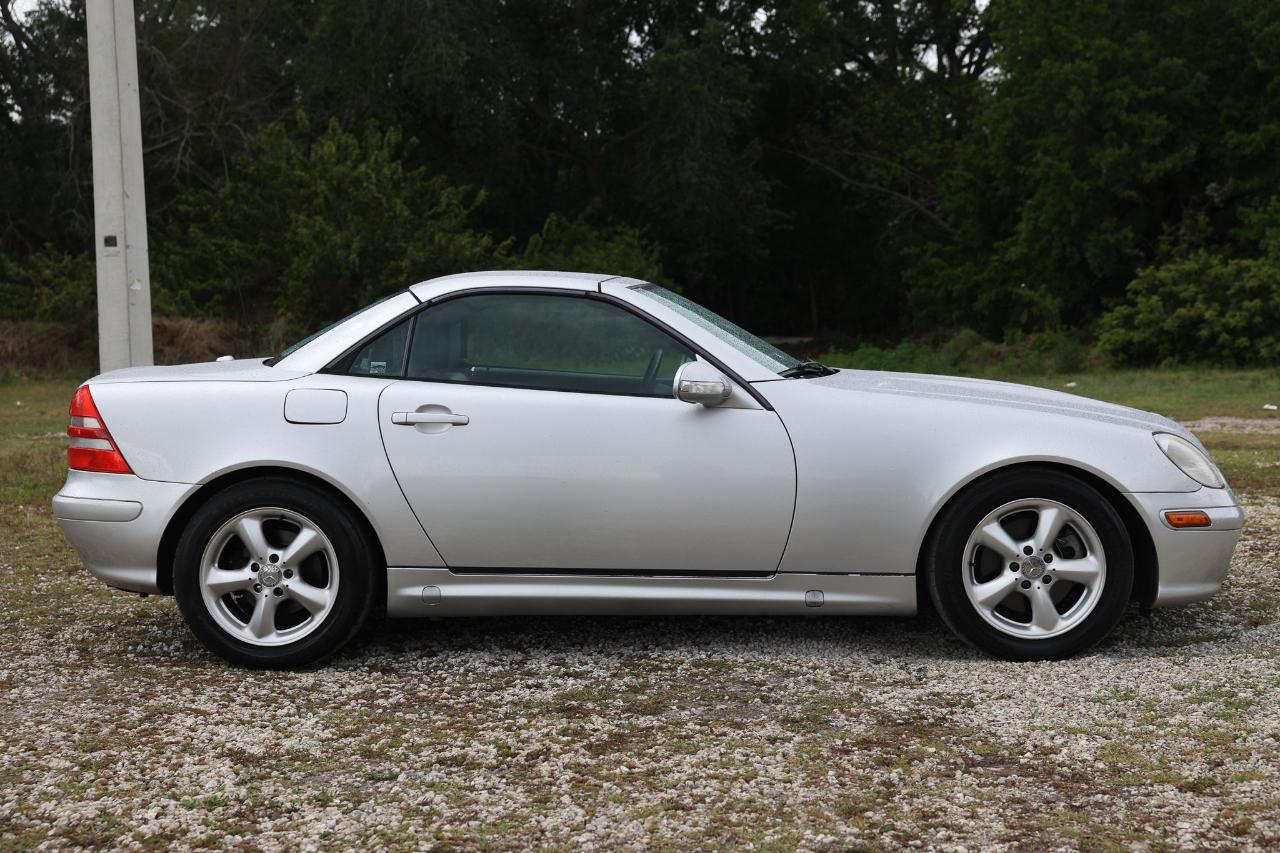 Mercedes-Benz SLK-Class  2001