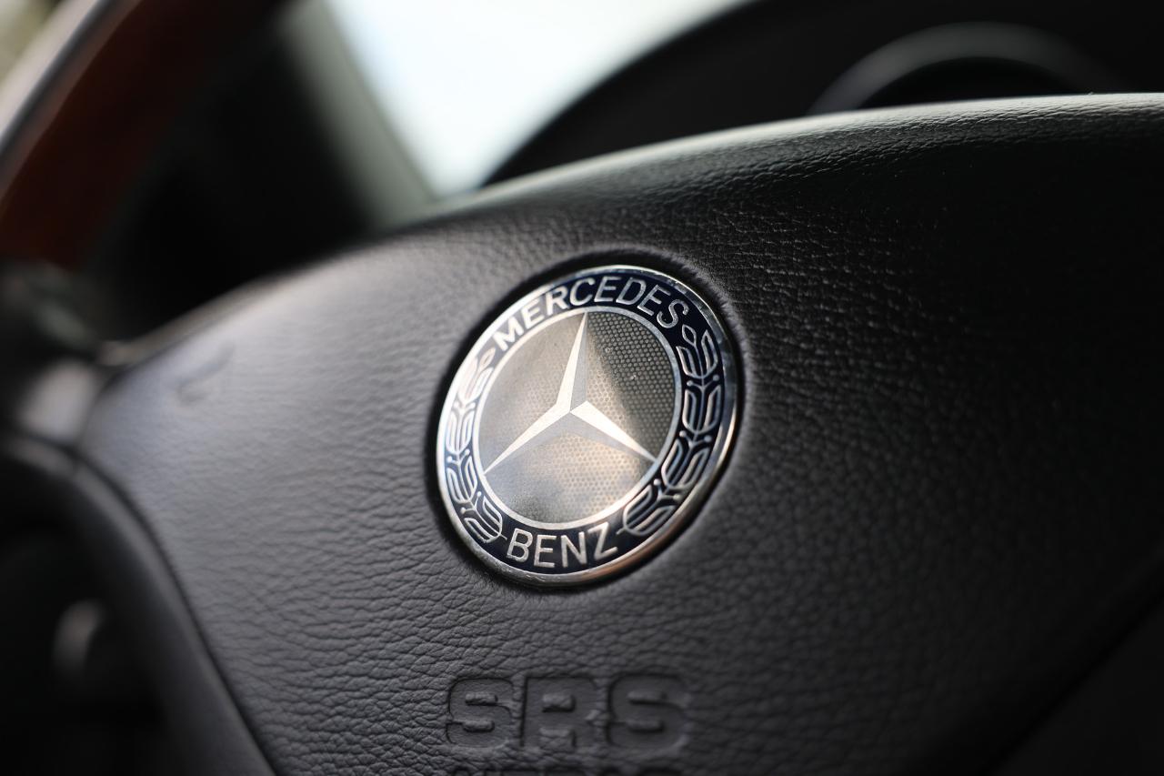 Mercedes-Benz SLK-Class  2001