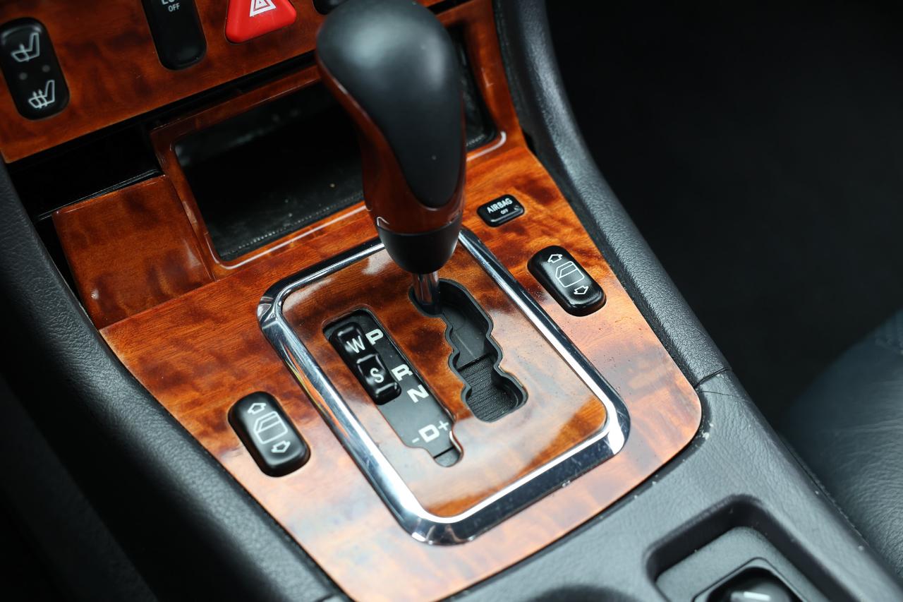 Mercedes-Benz SLK-Class  2001