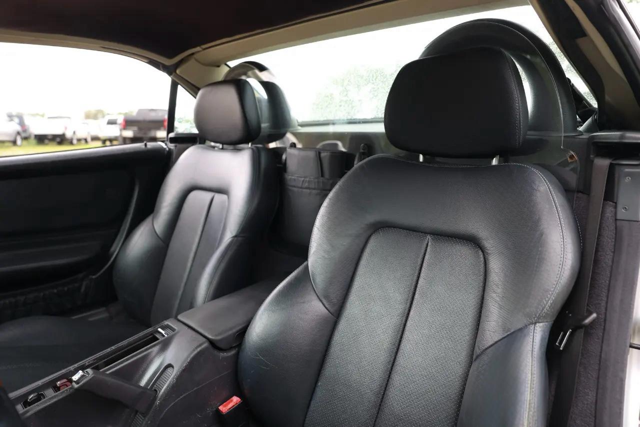 Mercedes-Benz SLK-Class  2001