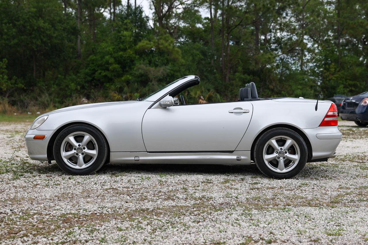 Mercedes-Benz SLK-Class  2001