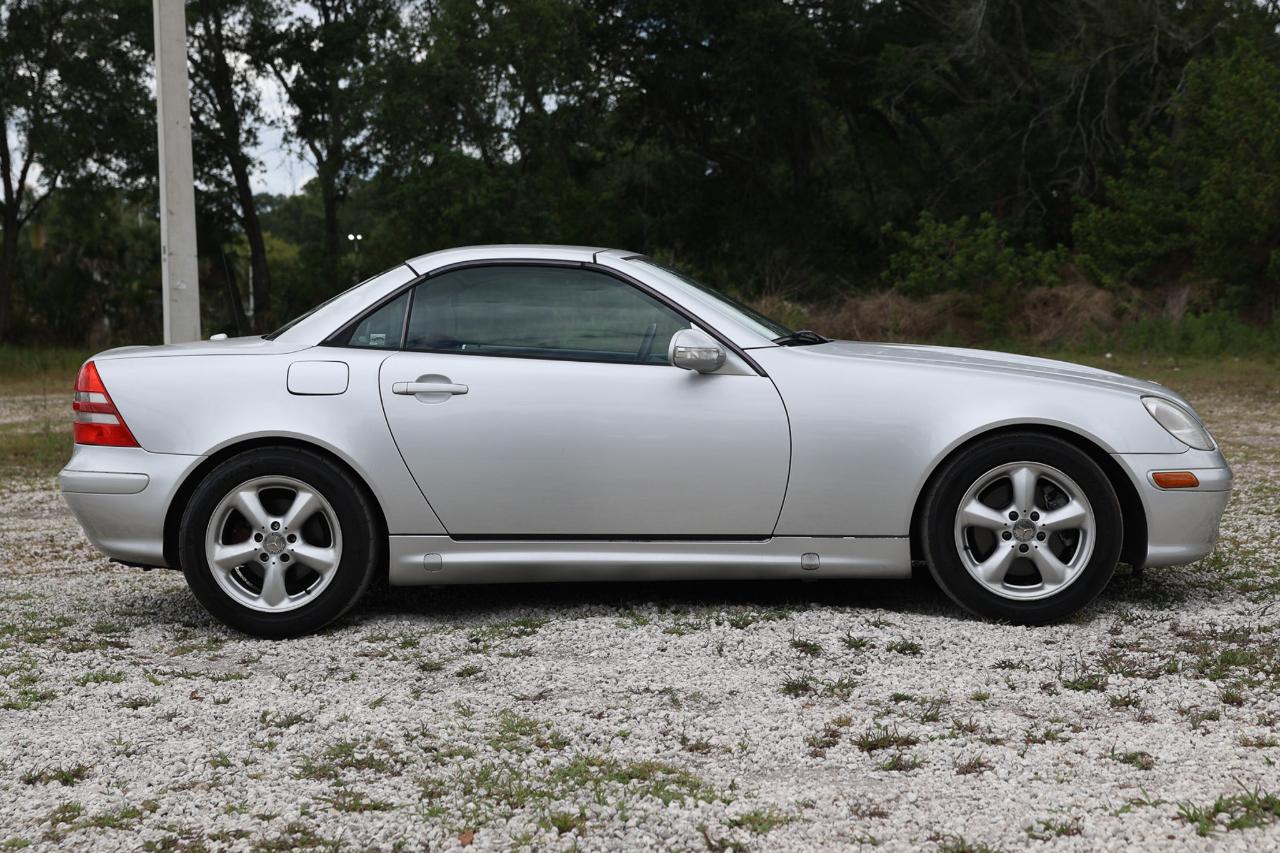 Mercedes-Benz SLK-Class  2001