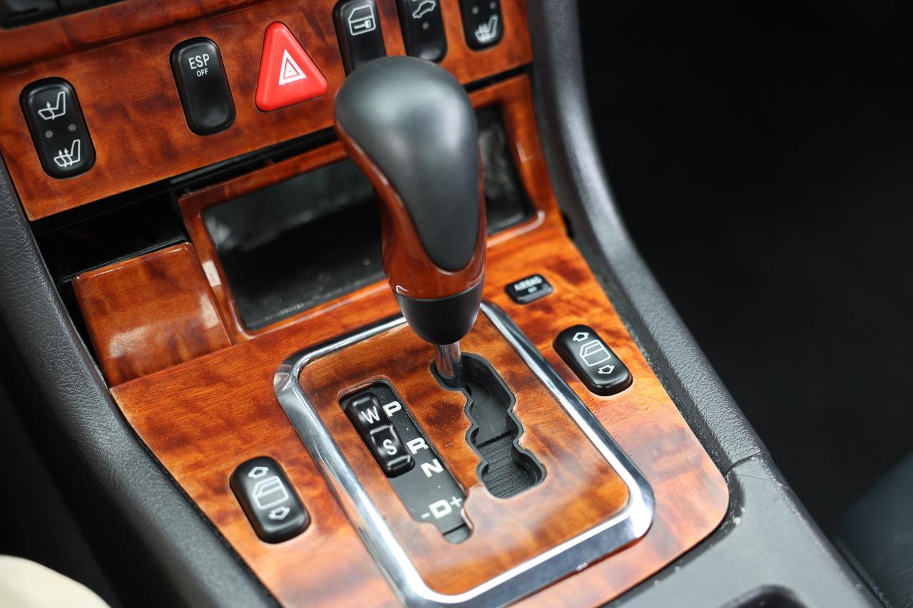 Mercedes-Benz SLK-Class  2001