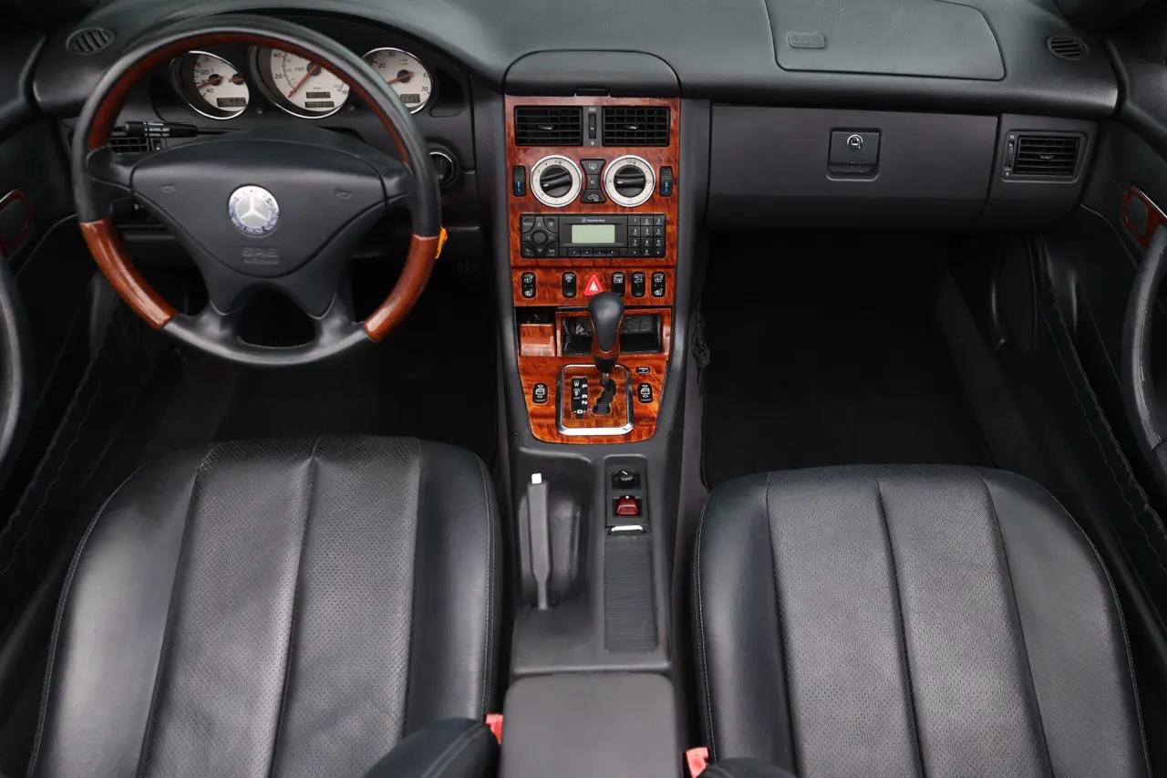 Mercedes-Benz SLK-Class  2001