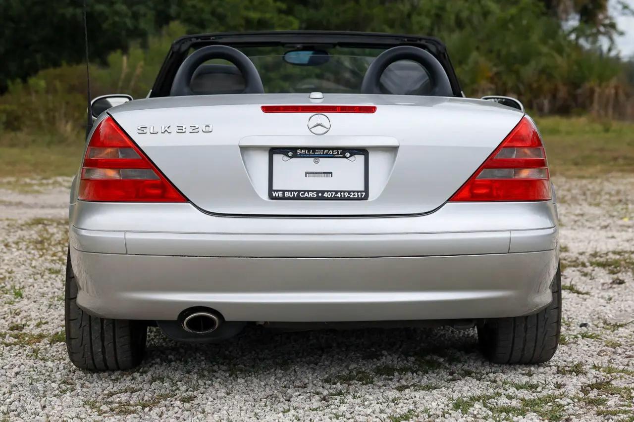 Mercedes-Benz SLK-Class  2001