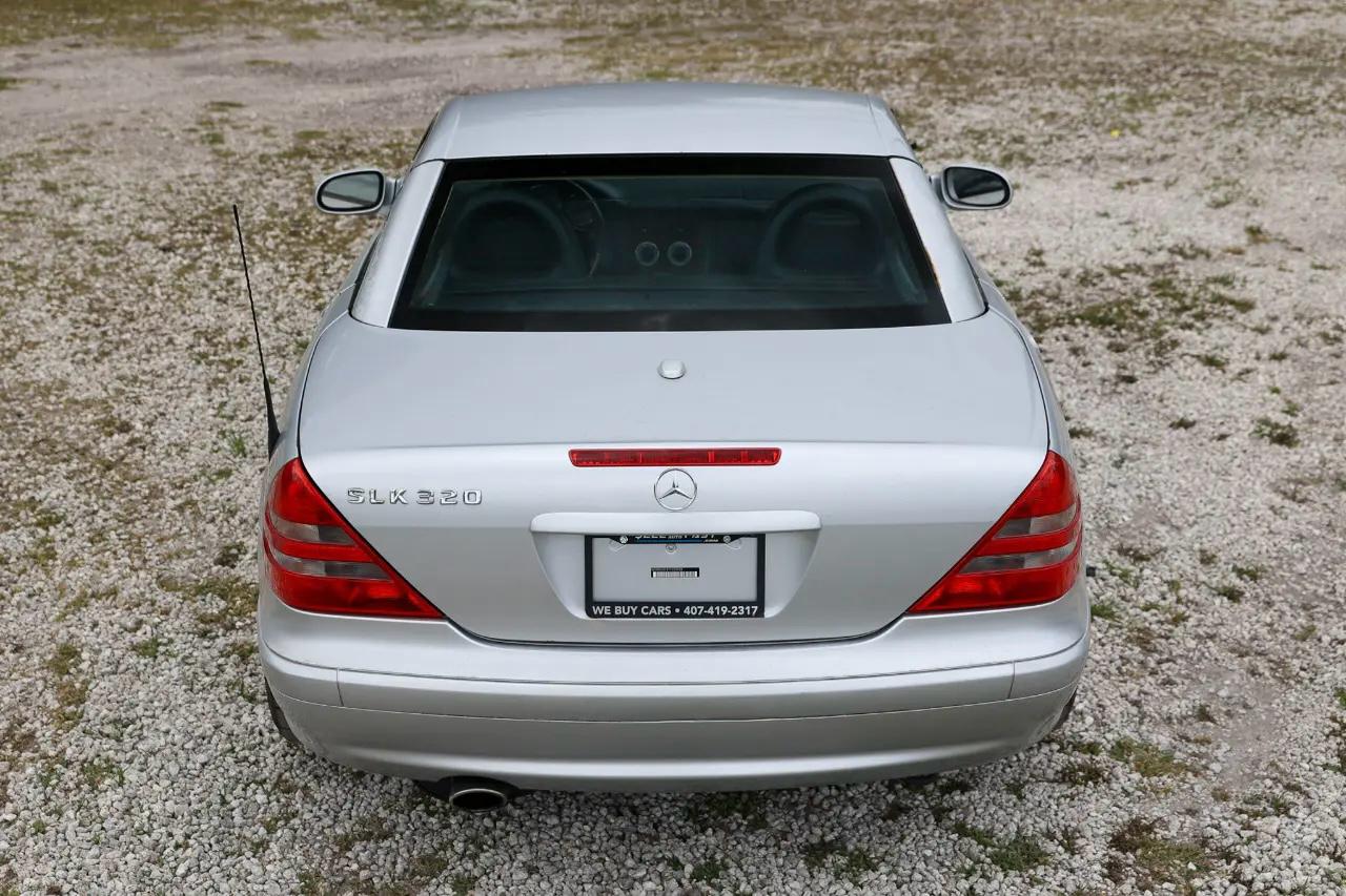 Mercedes-Benz SLK-Class  2001