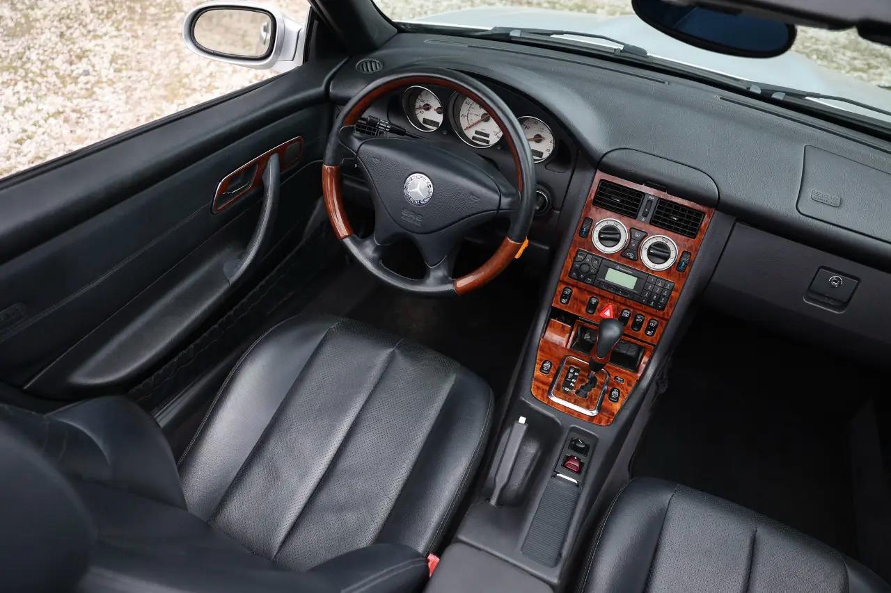 Mercedes-Benz SLK-Class  2001