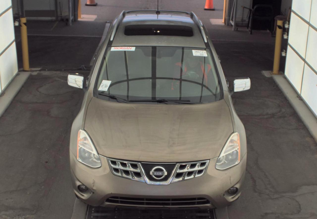 Nissan Rogue  2011