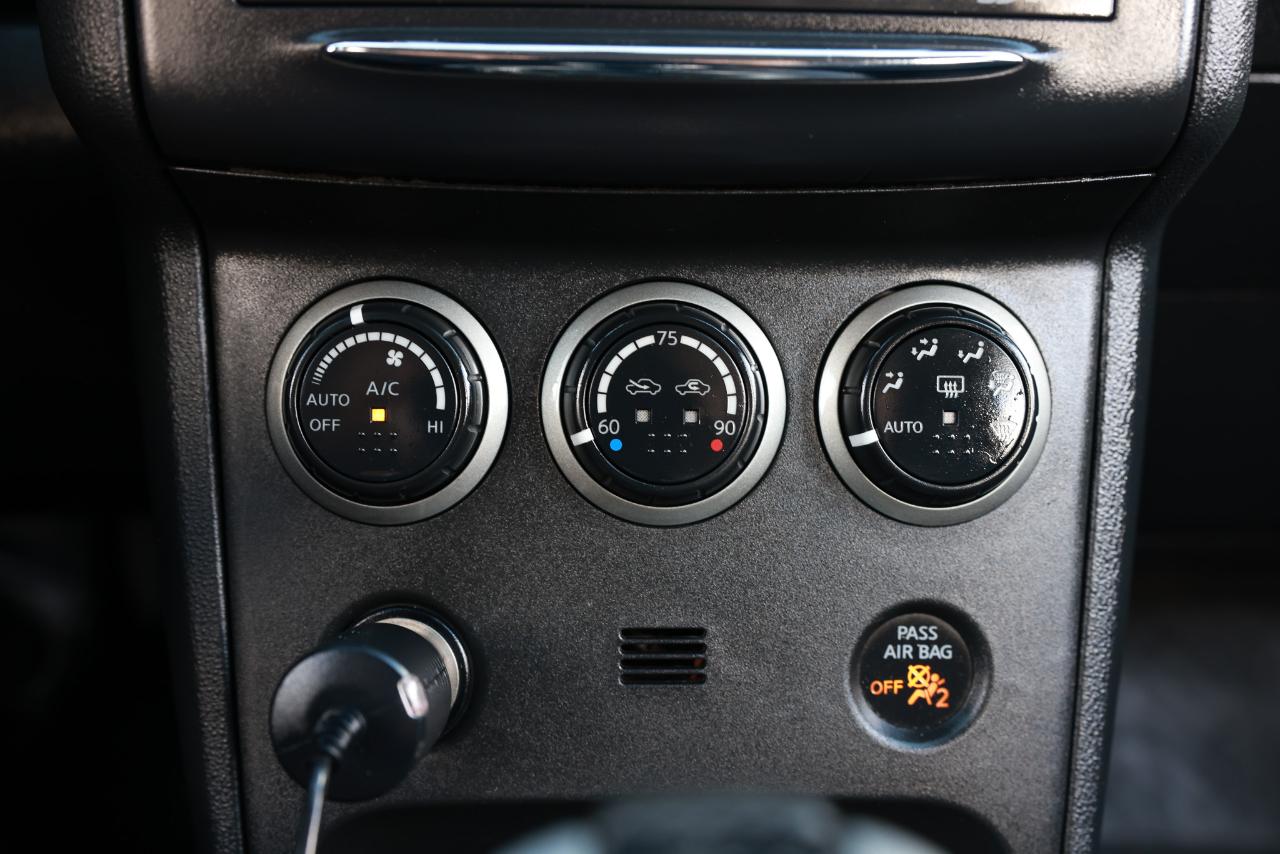 Nissan Rogue  2011