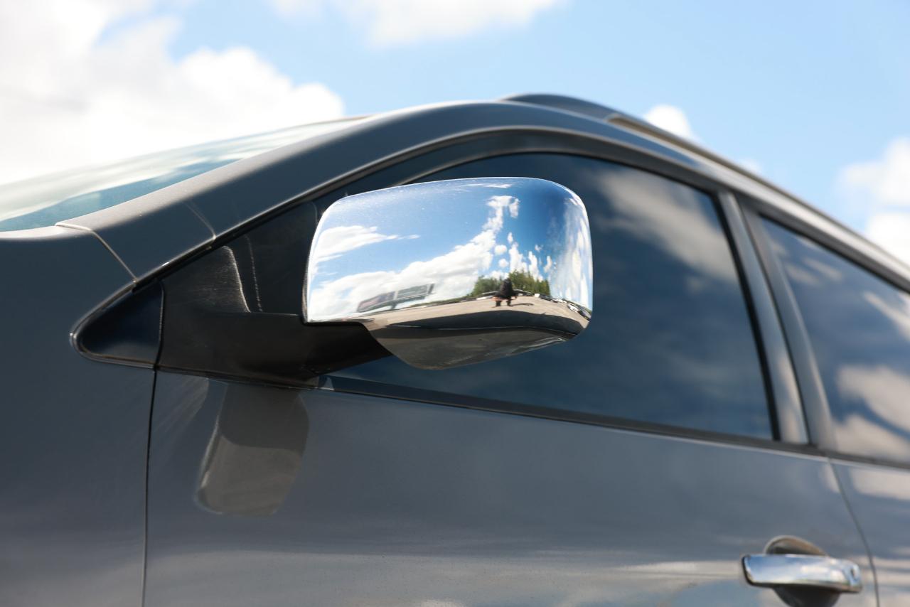 Nissan Rogue  2011