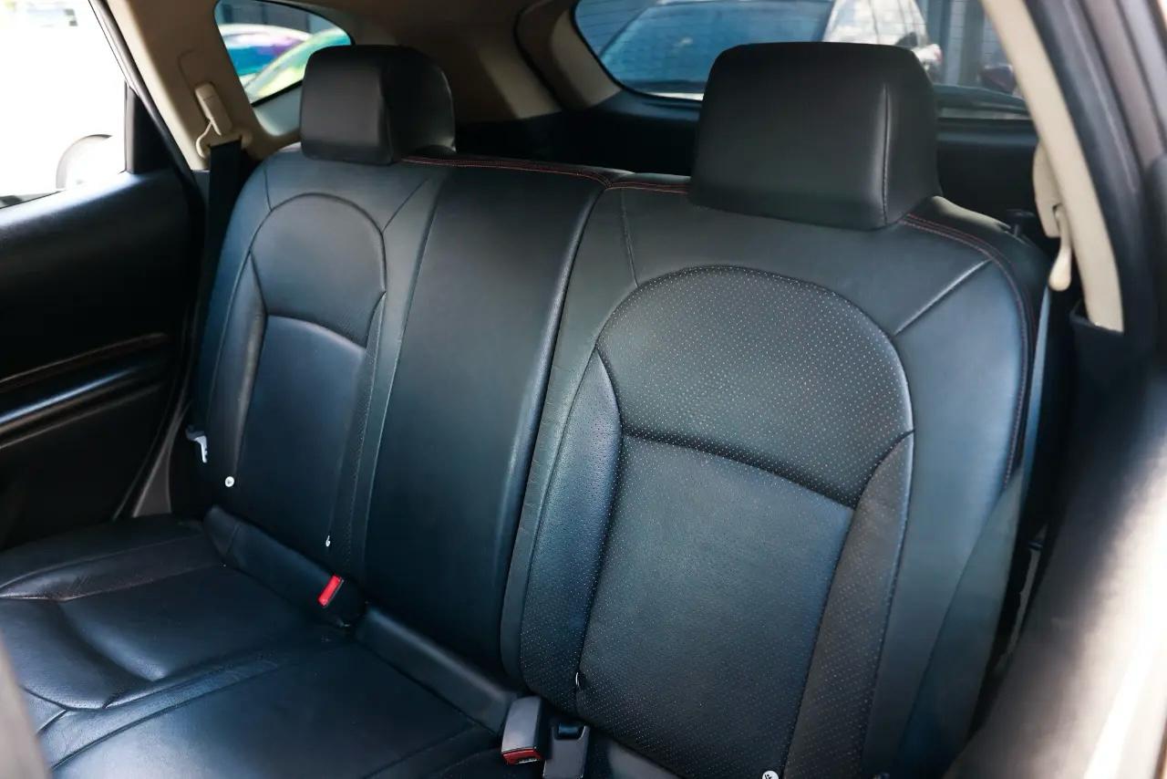 Nissan Rogue  2011