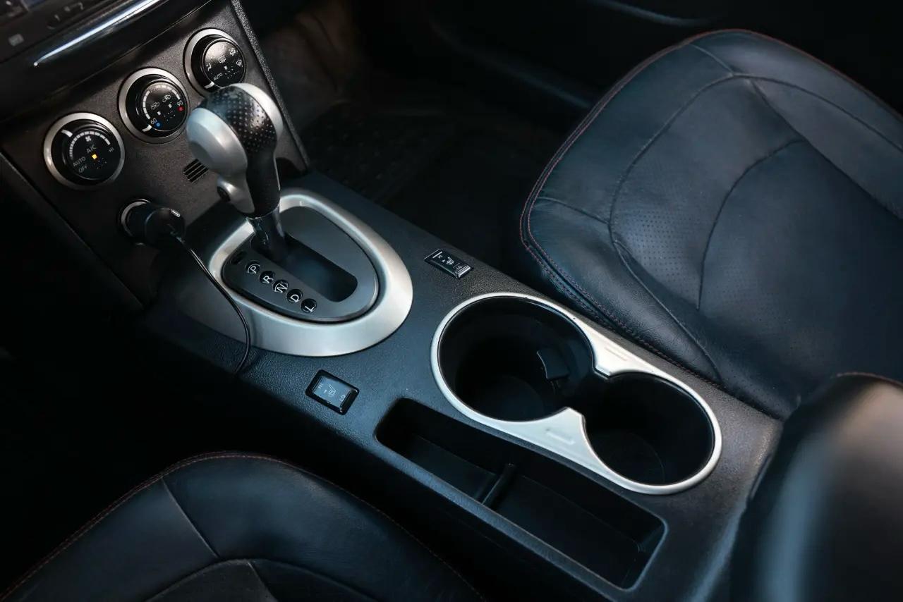 Nissan Rogue  2011