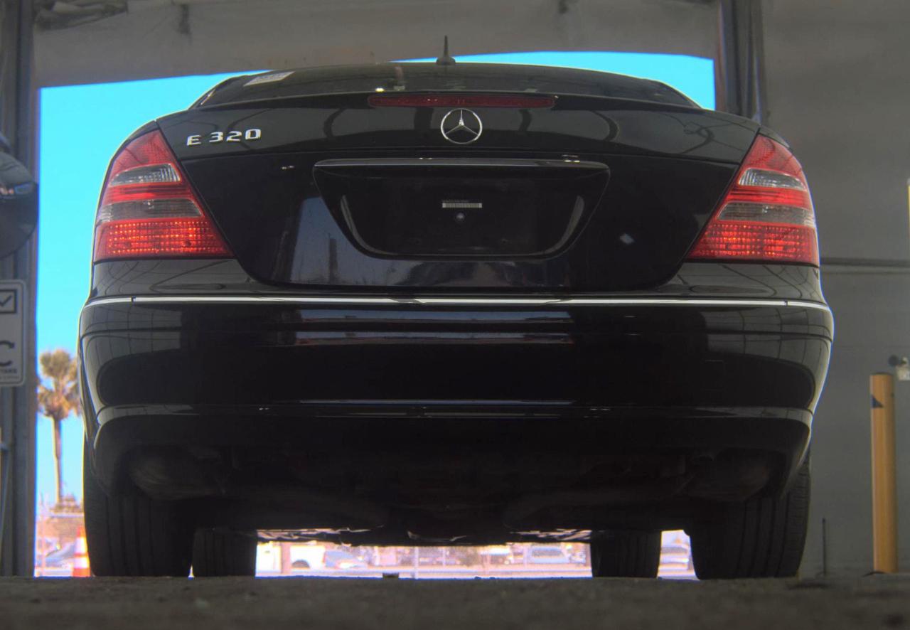 Mercedes-Benz E-Class  2003