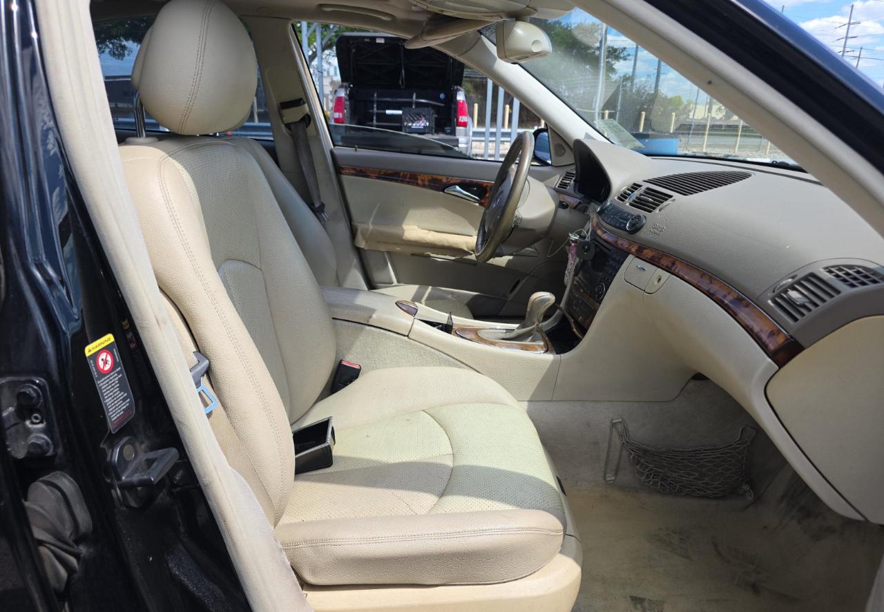 Mercedes-Benz E-Class  2003