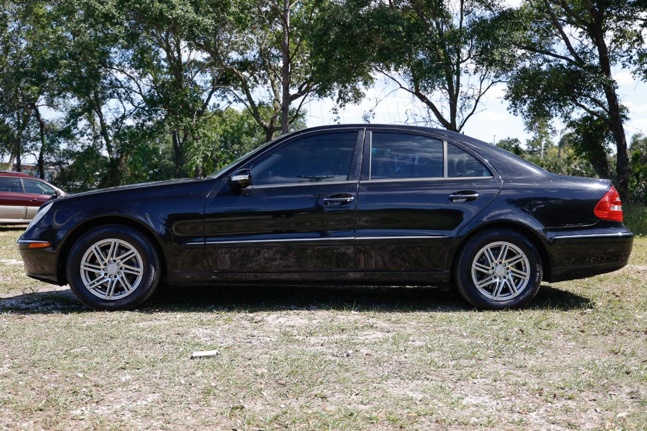 Mercedes-Benz E-Class  2003
