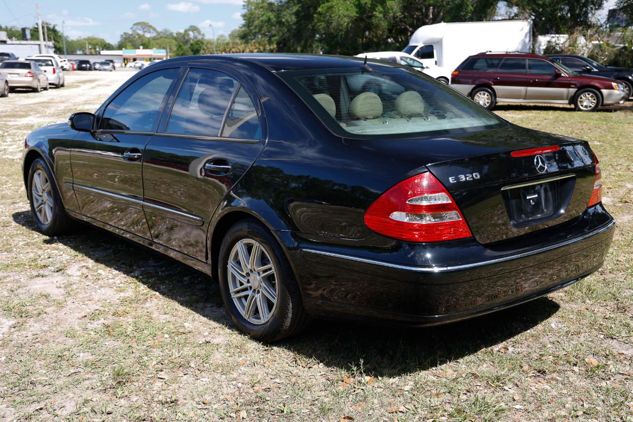Mercedes-Benz E-Class  2003