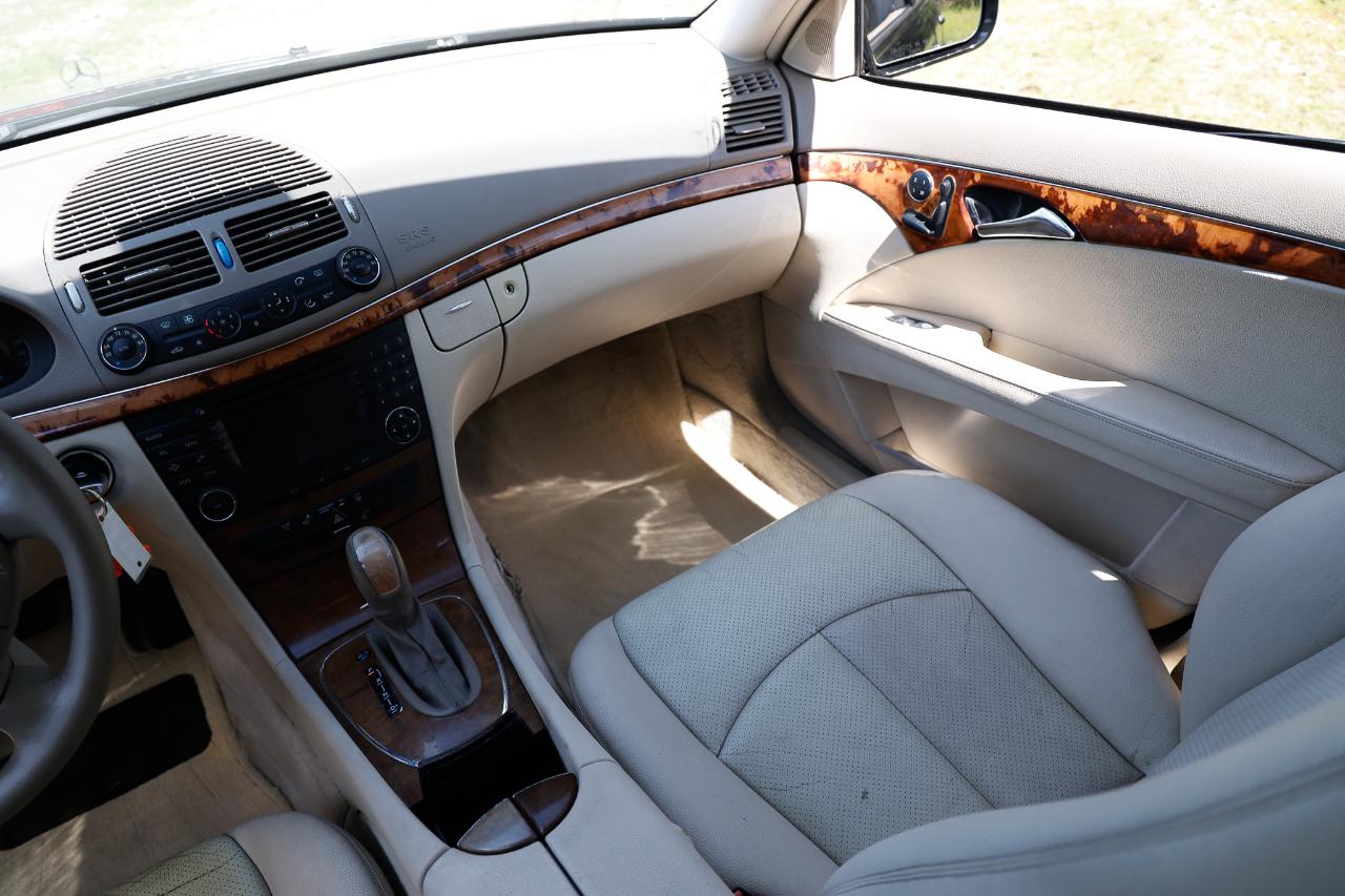 Mercedes-Benz E-Class  2003