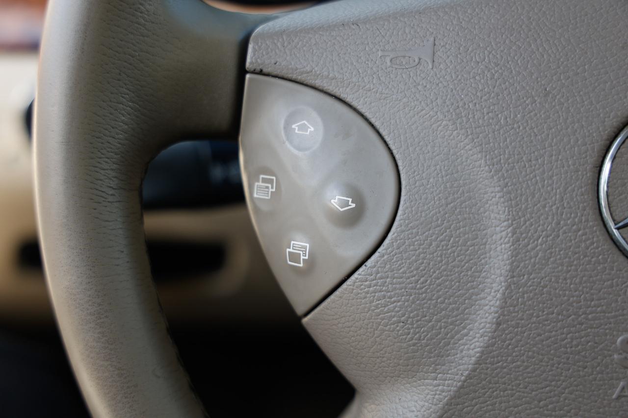 Mercedes-Benz E-Class  2003