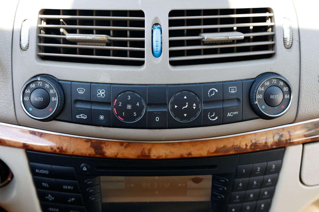 Mercedes-Benz E-Class  2003