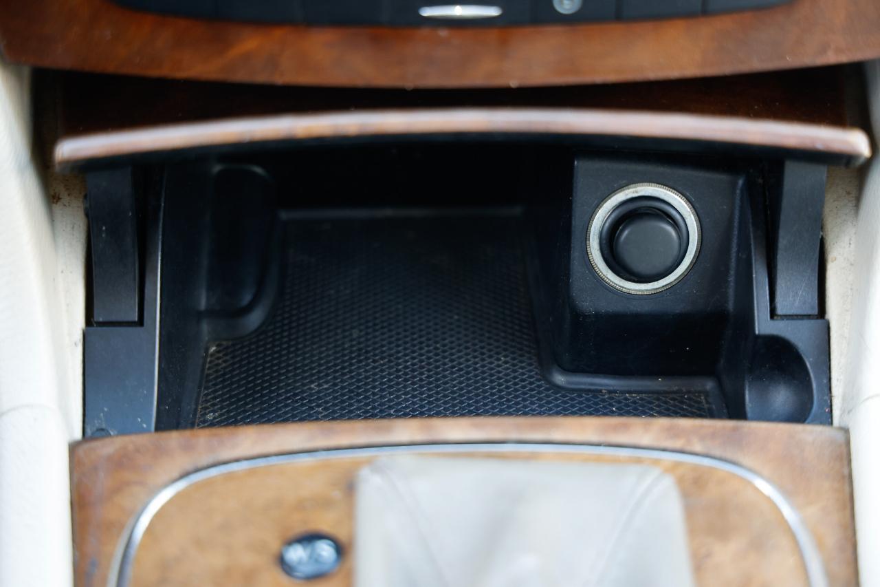 Mercedes-Benz E-Class  2003