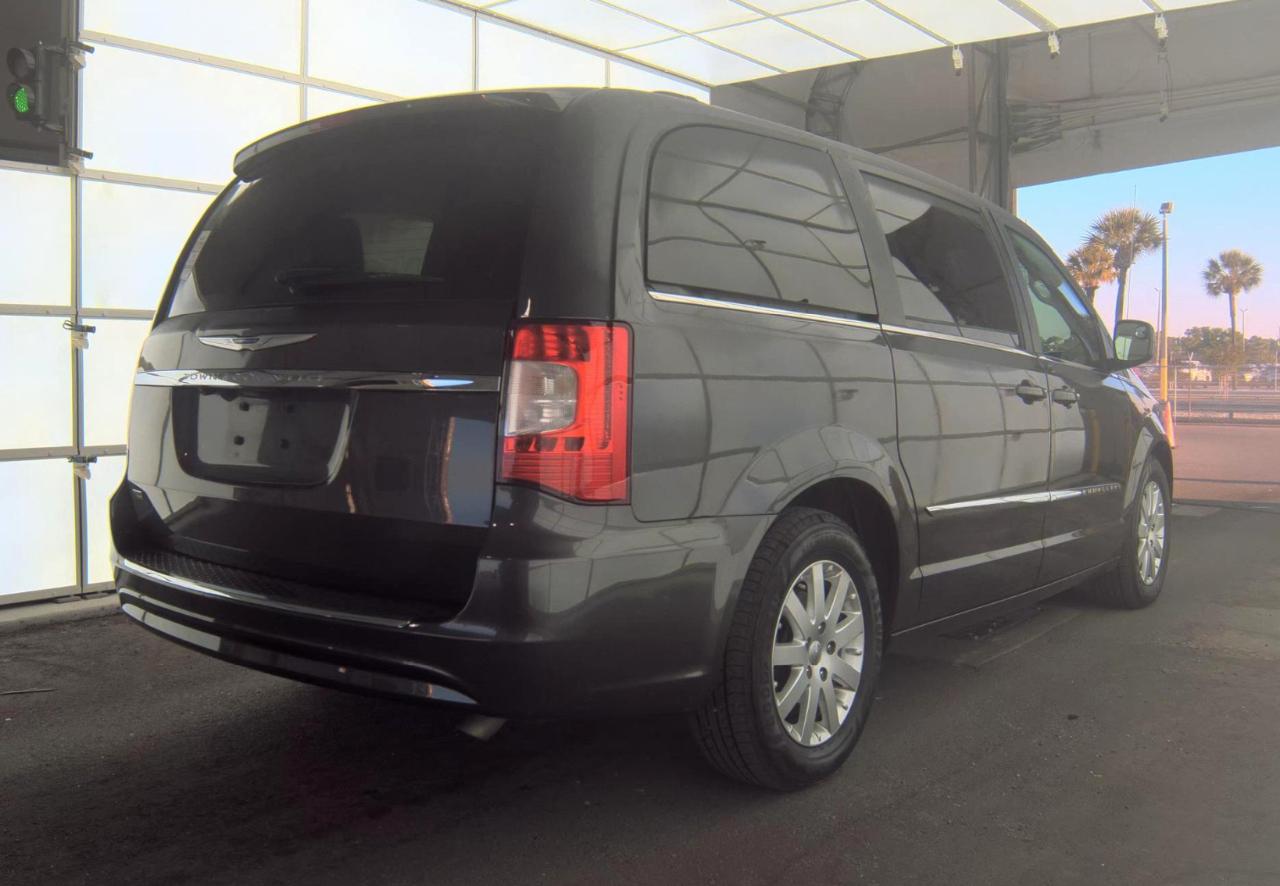 Chrysler Town & Country  2016