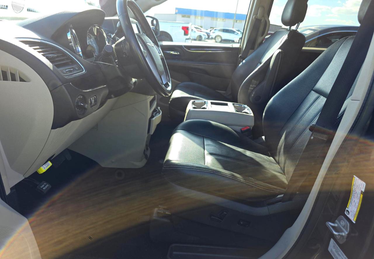 Chrysler Town & Country  2016