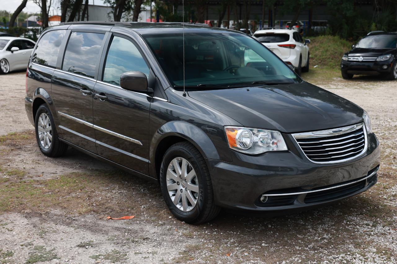 Chrysler Town & Country  2016
