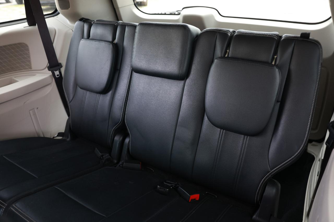 Chrysler Town & Country  2016