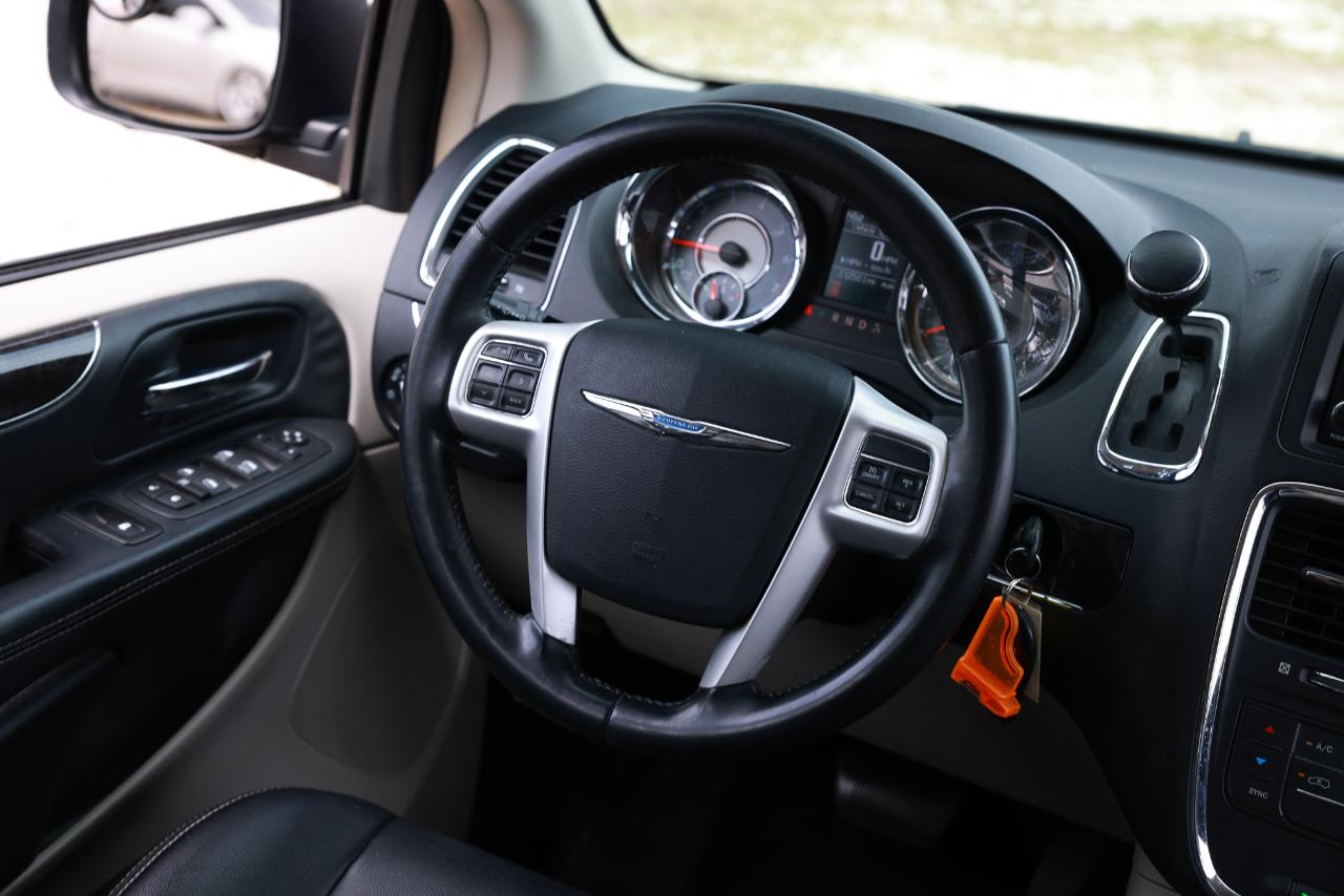 Chrysler Town & Country  2016