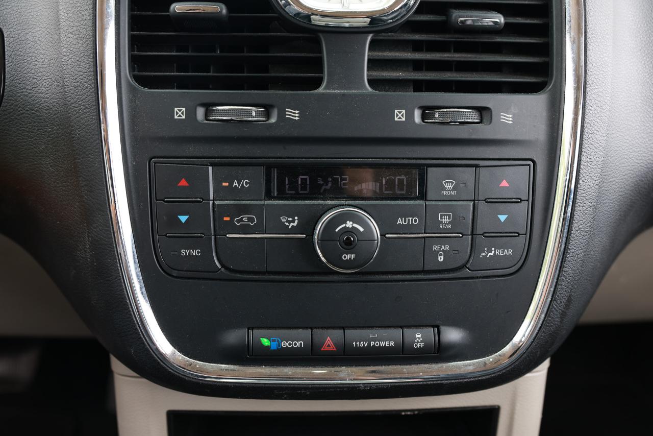 Chrysler Town & Country  2016
