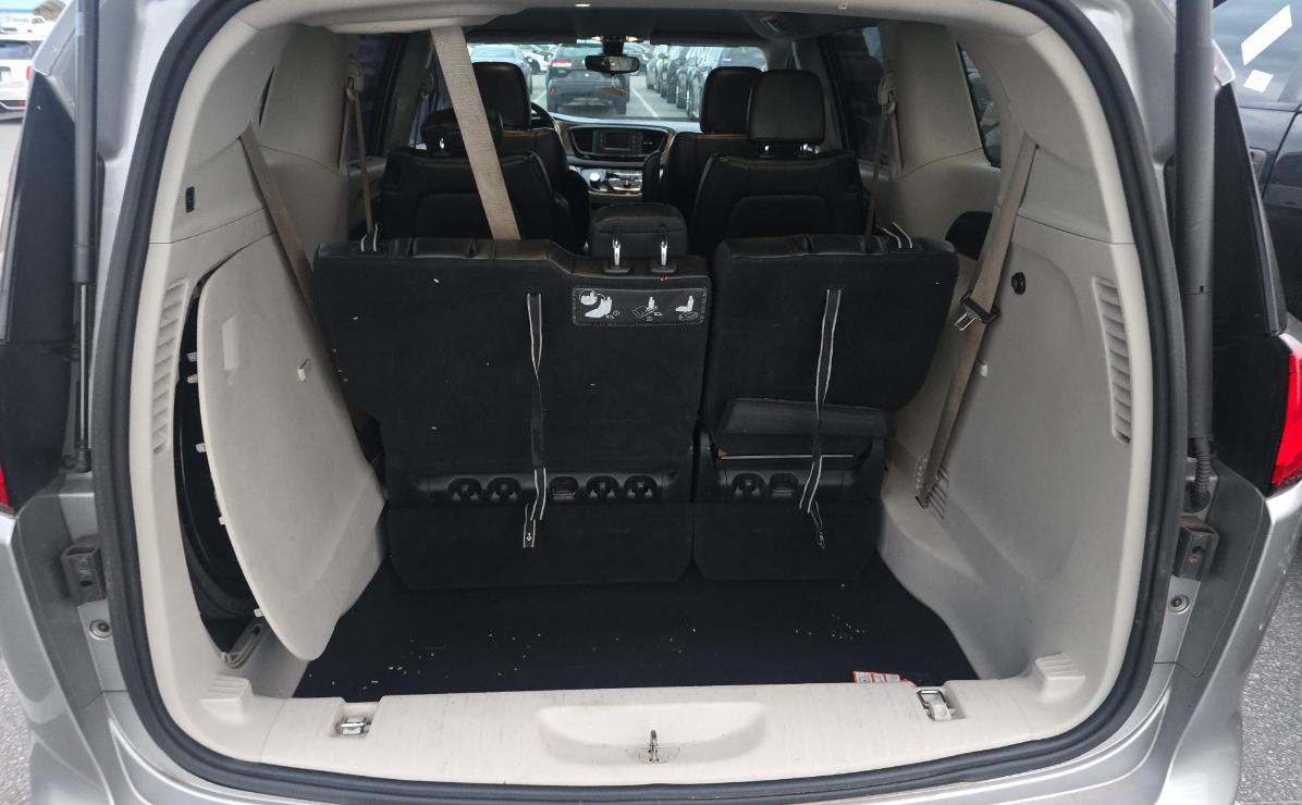 Chrysler Pacifica  2017