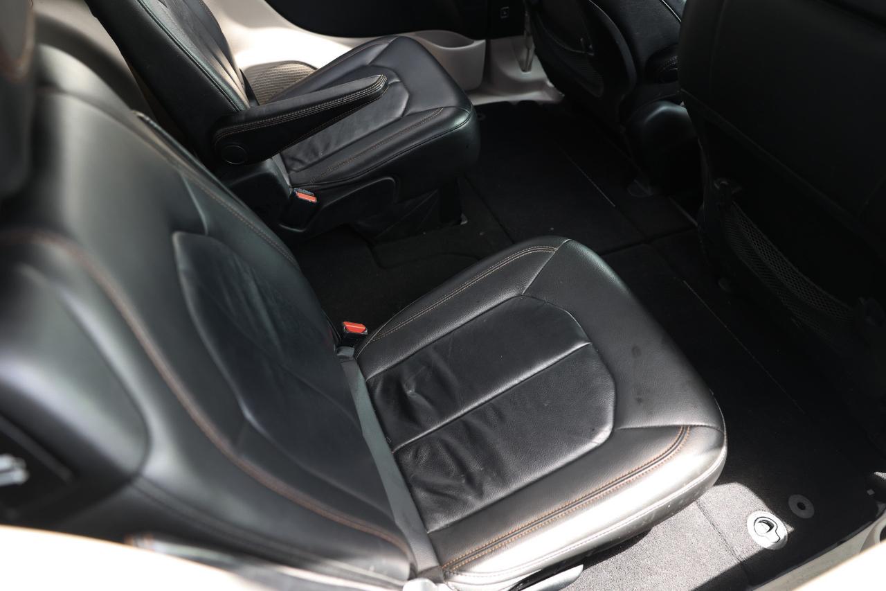 Chrysler Pacifica  2017