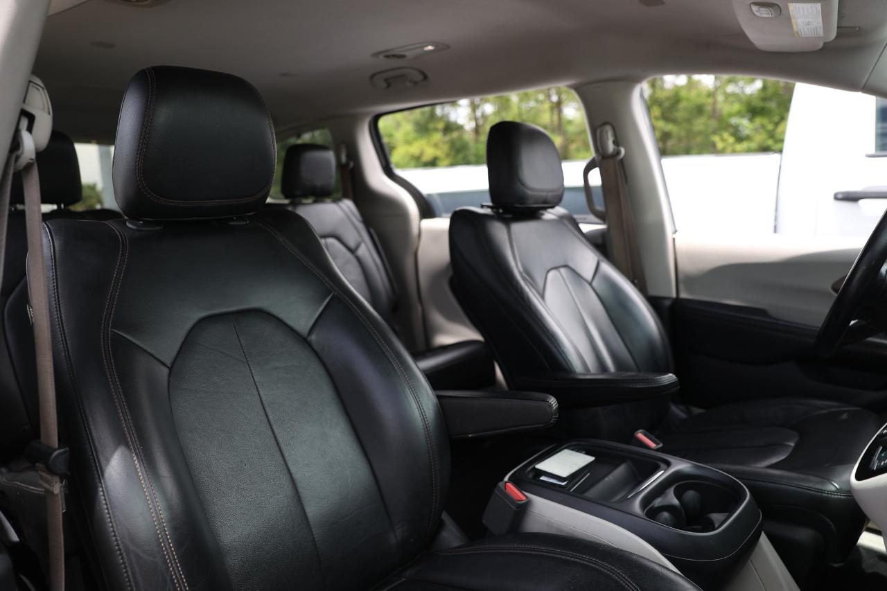 Chrysler Pacifica  2017