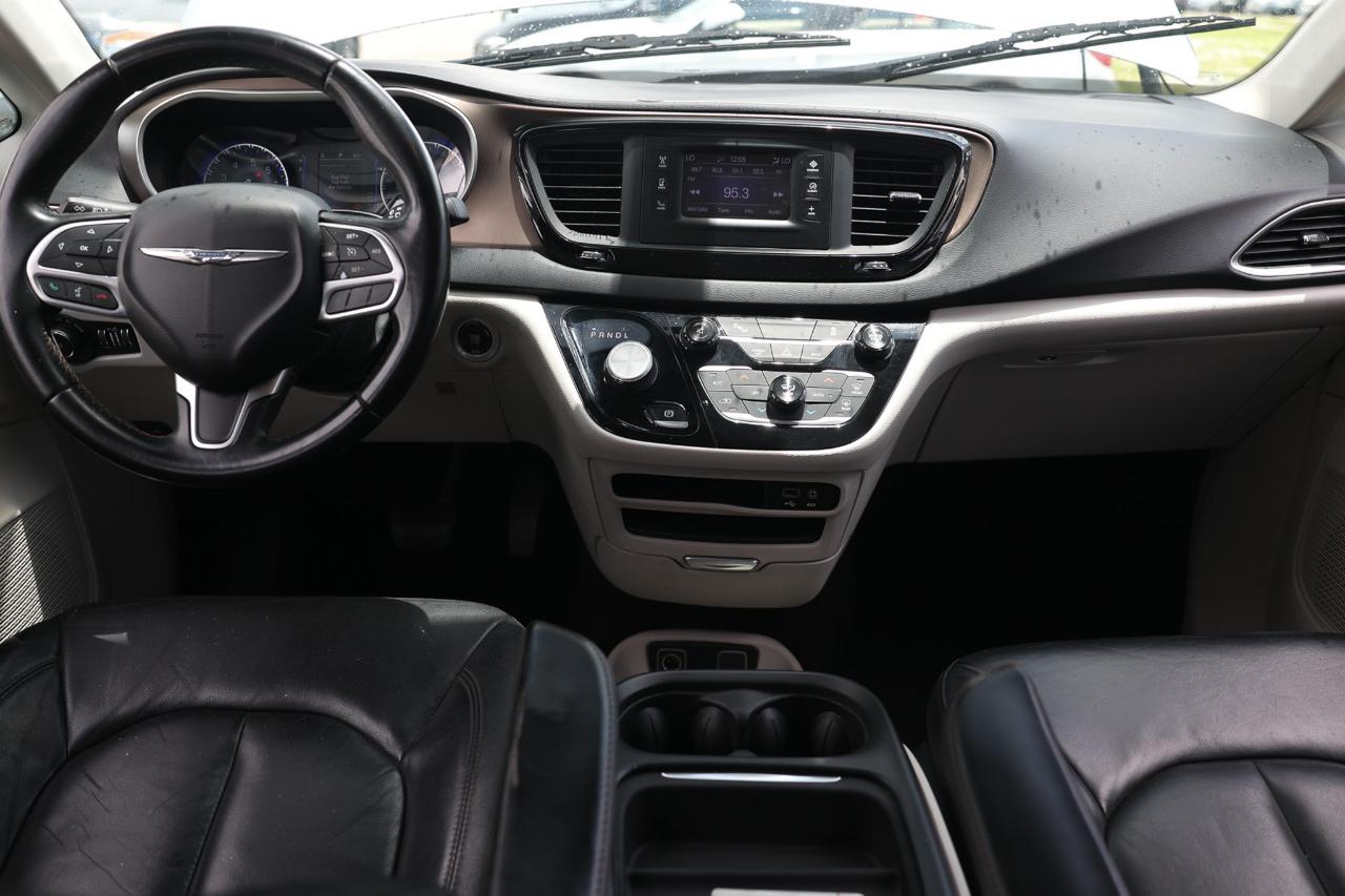 Chrysler Pacifica  2017