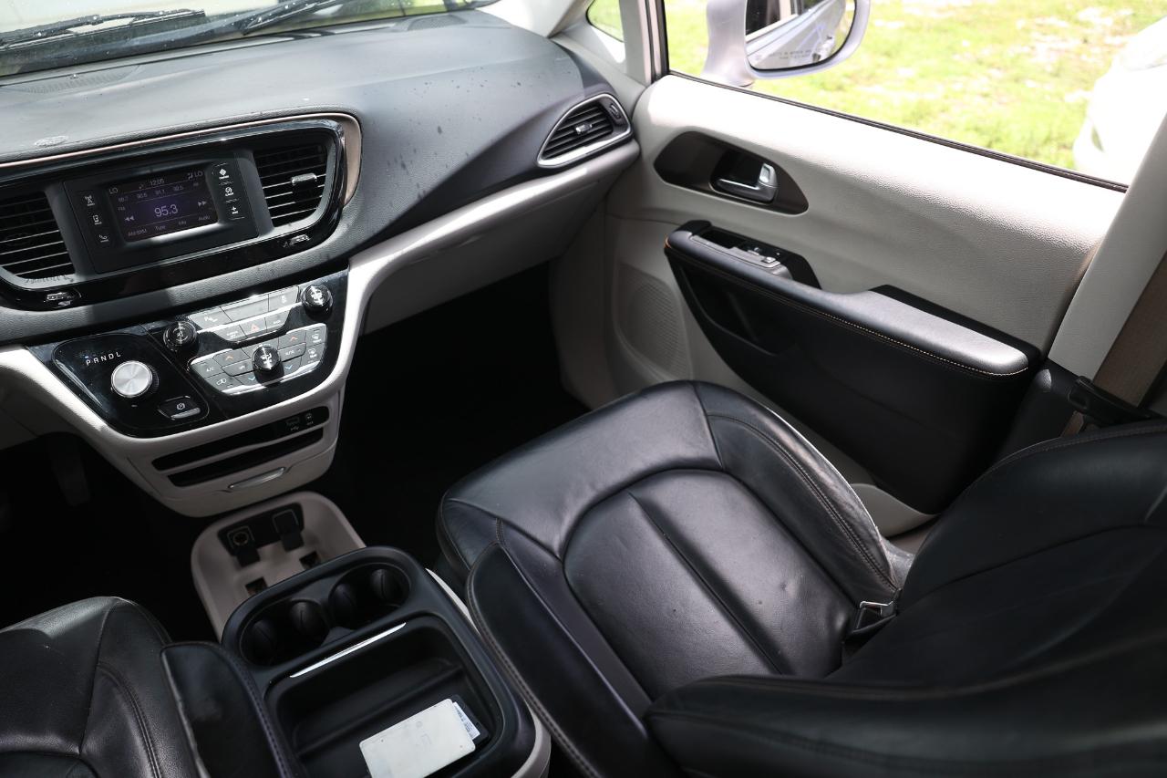 Chrysler Pacifica  2017