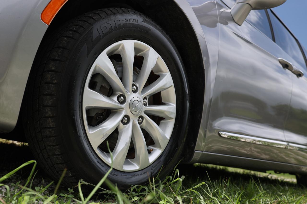 Chrysler Pacifica  2017