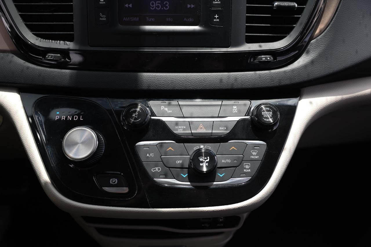 Chrysler Pacifica  2017
