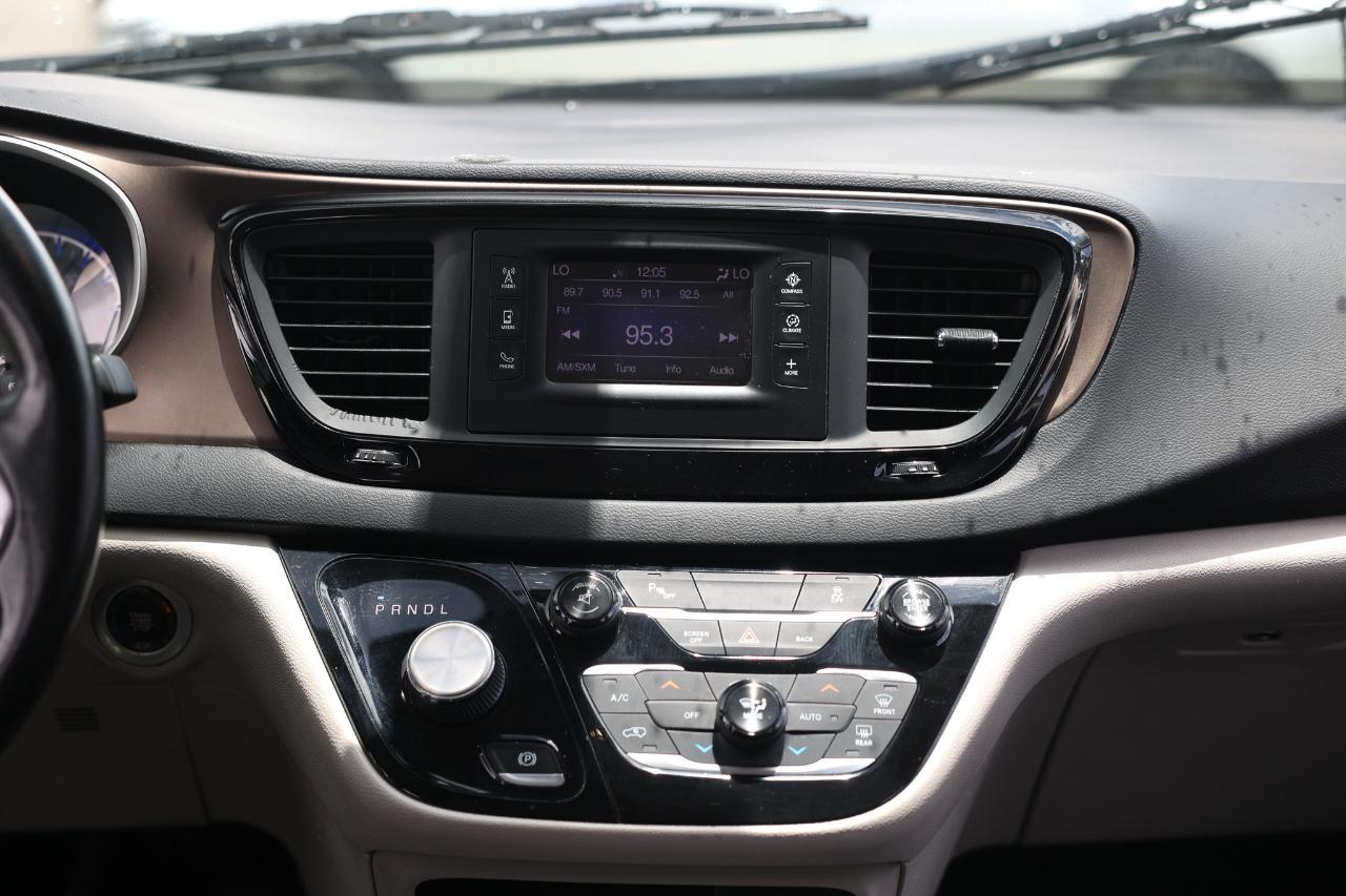 Chrysler Pacifica  2017